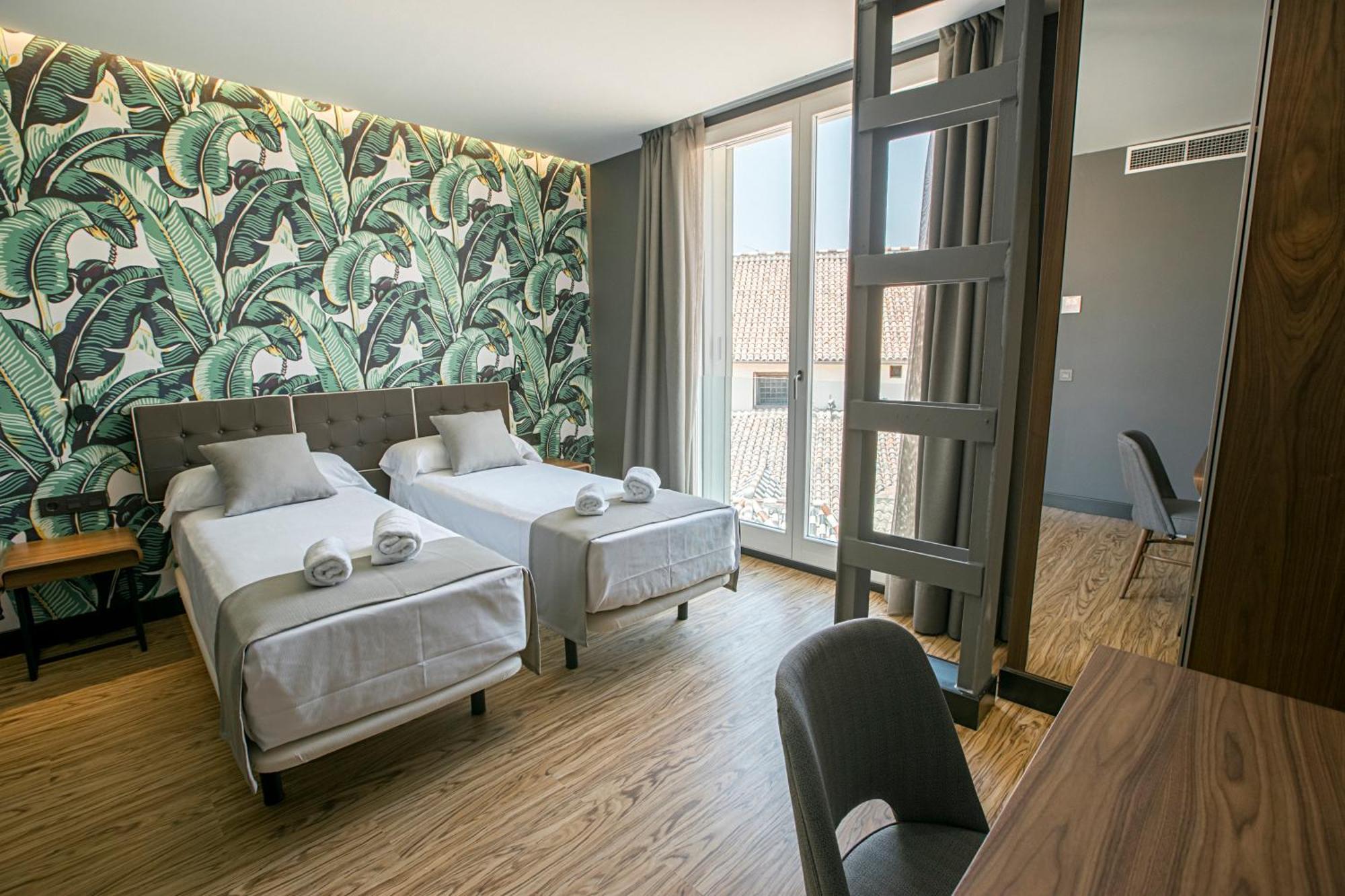 Double or Twin Room,1214577265:JPEG