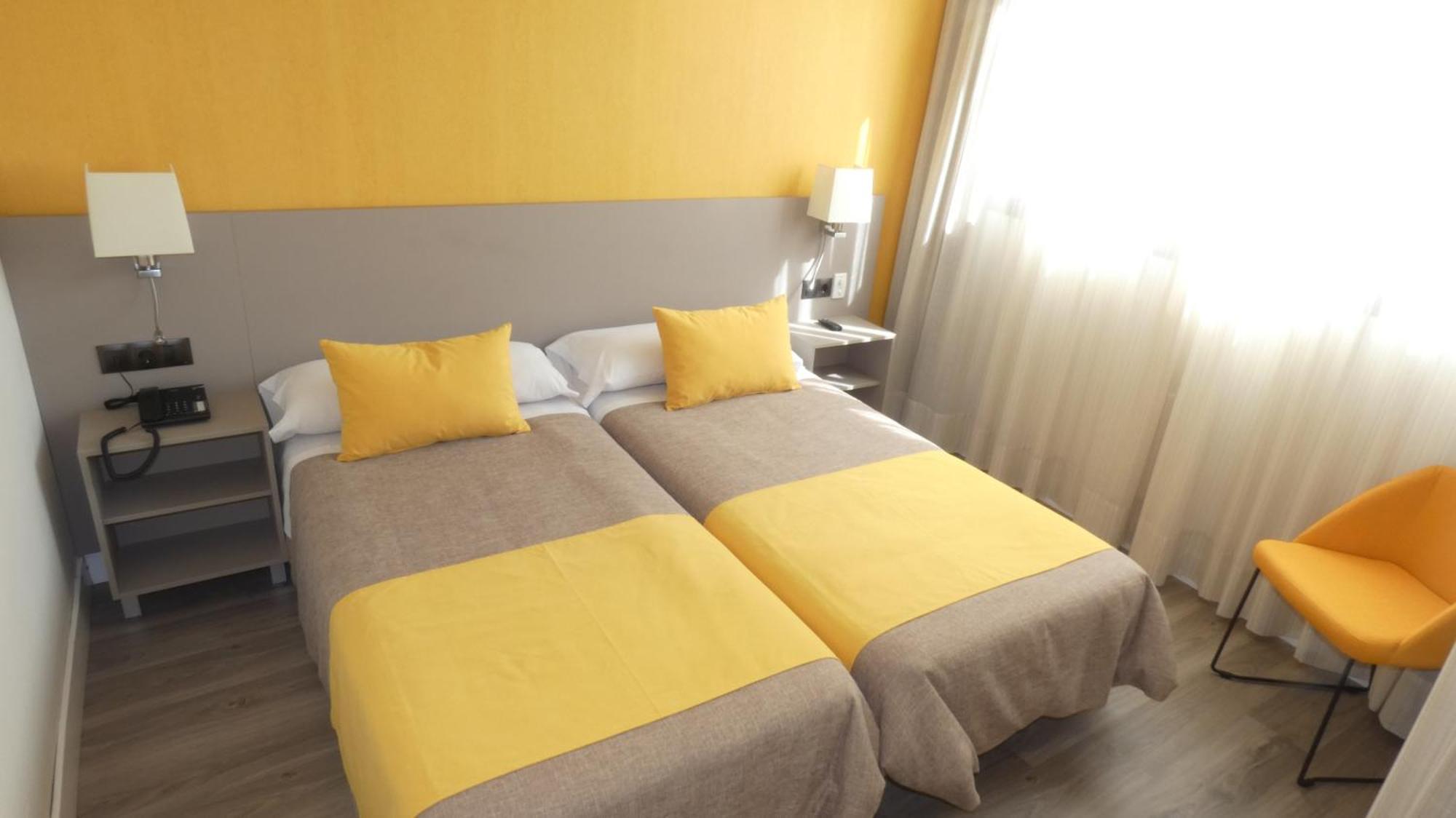 Double or Twin Room,1214584333:JPEG