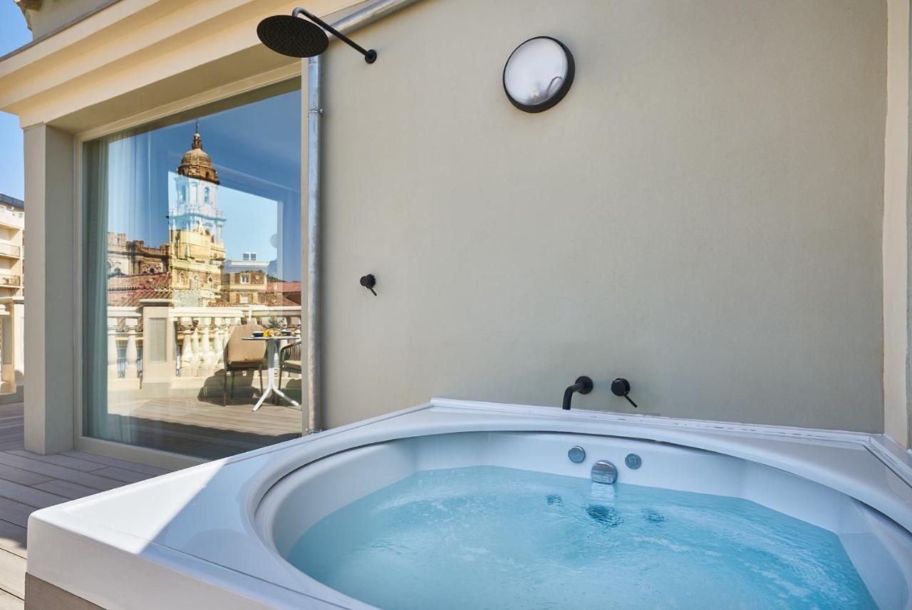 Luxe Essence con vistas a Larios