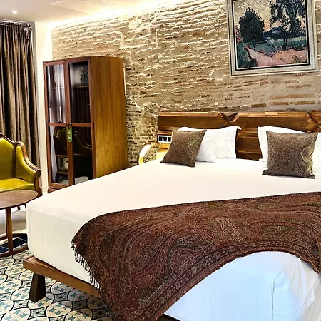 Anahita Boutique Hotel-3